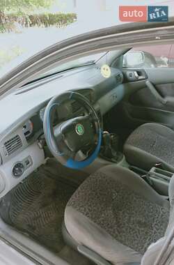 Лифтбек Skoda Octavia 1997 в 