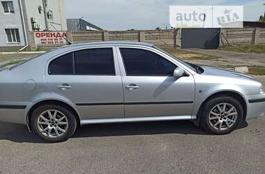 Ліфтбек Skoda Octavia 2009 в Дніпрі