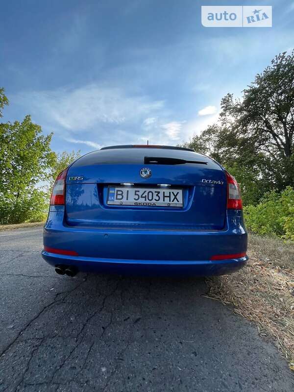 Універсал Skoda Octavia 2010 в Нових Санжарах