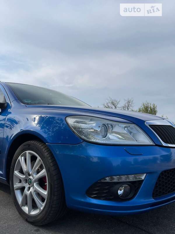 Універсал Skoda Octavia 2010 в Нових Санжарах