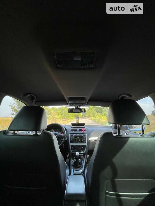 Універсал Skoda Octavia 2010 в Нових Санжарах