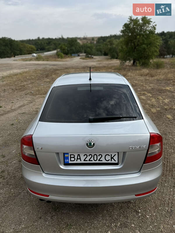 Лифтбек Skoda Octavia 2012 в Кропивницком