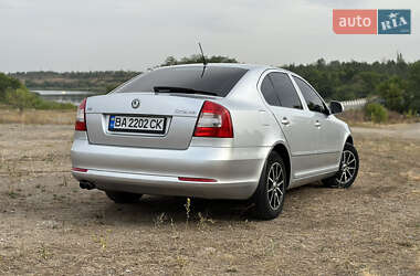 Лифтбек Skoda Octavia 2012 в 