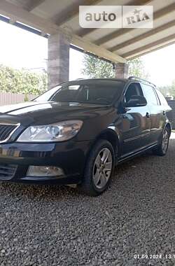 Универсал Skoda Octavia 2010 в 