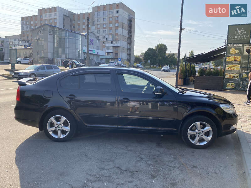 Лифтбек Skoda Octavia 2012 в Хмельницком