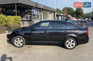 Лифтбек Skoda Octavia 2012 в 