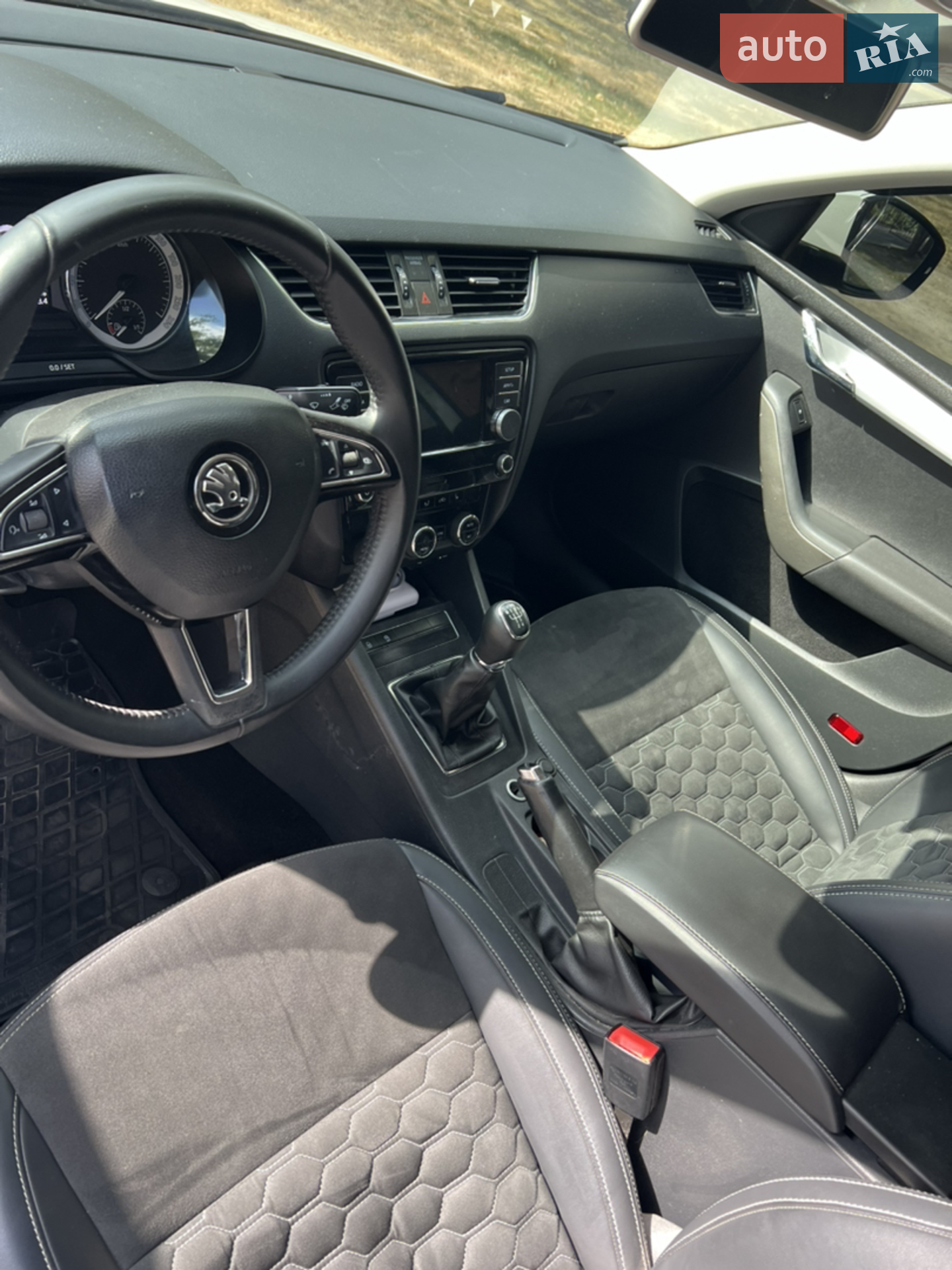 2017 Skoda Octavia - мініатюра 11