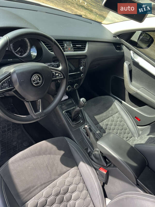 Лифтбек Skoda Octavia 2017 в Кривом Роге