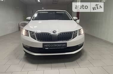 Лифтбек Skoda Octavia 2017 в Покрове