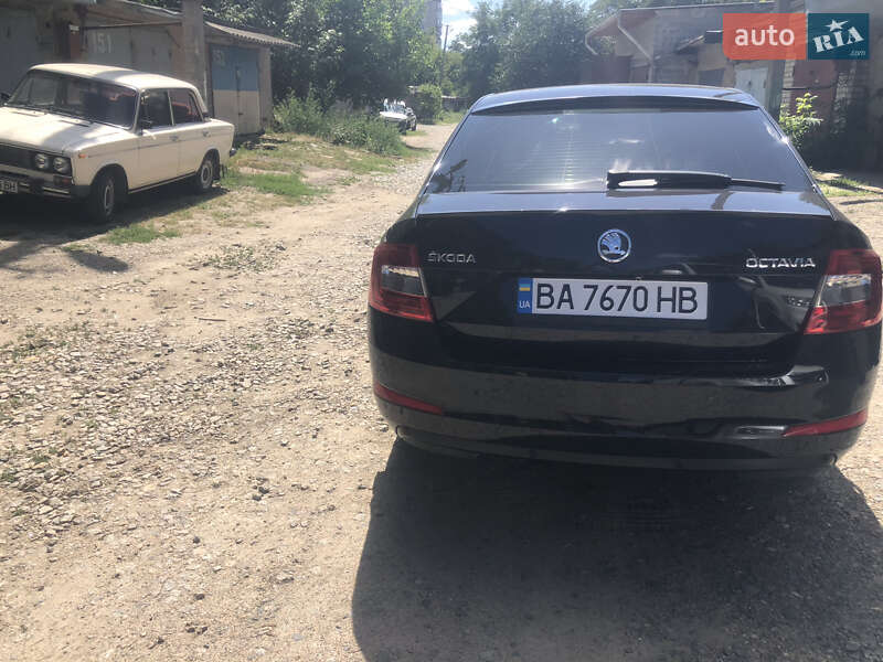 Лифтбек Skoda Octavia 2014 в Кропивницком