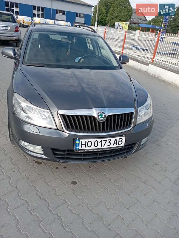 Універсал Skoda Octavia 2011 в Бучачі