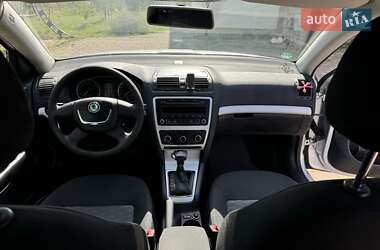 Універсал Skoda Octavia 2010 в 