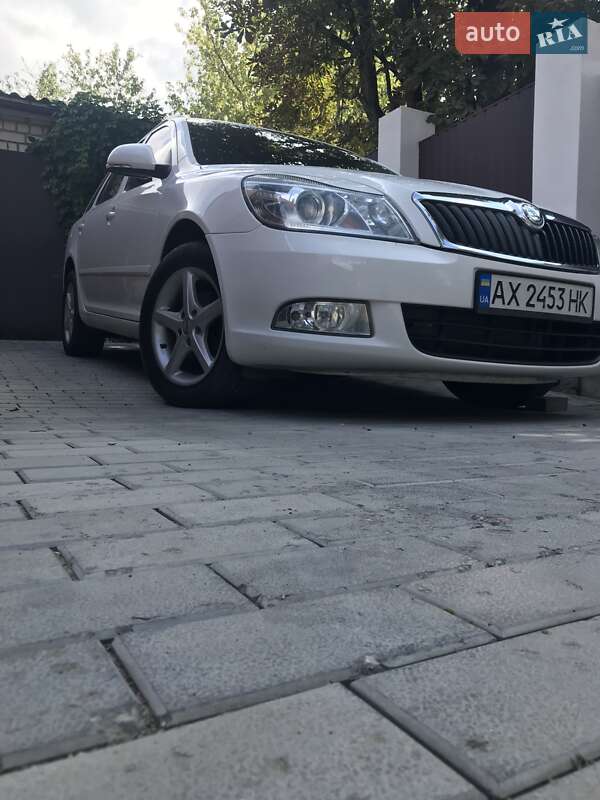 Універсал Skoda Octavia 2012 в Харкові
