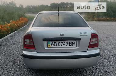 Лифтбек Skoda Octavia 2003 в 