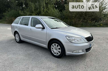 Универсал Skoda Octavia 2010 в Радивилове