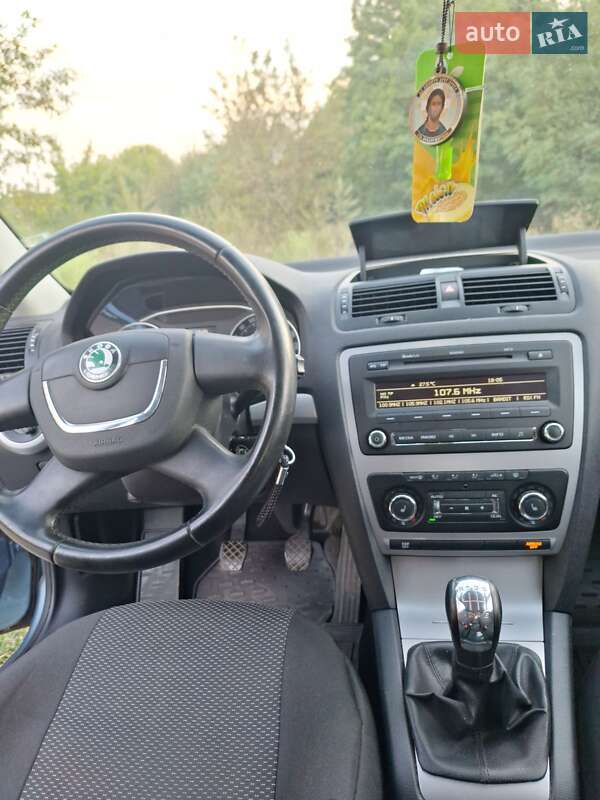 Универсал Skoda Octavia 2009 в Гадяче