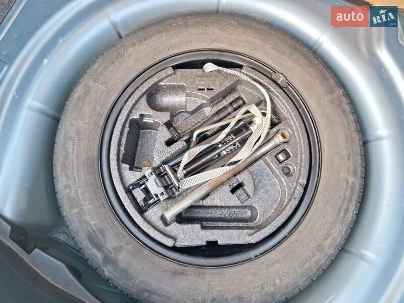 Универсал Skoda Octavia 2009 в Гадяче