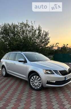 Універсал Skoda Octavia 2018 в Житомирі