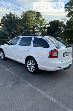 Универсал Skoda Octavia 2012 в Каменском