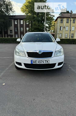 Универсал Skoda Octavia 2012 в Каменском