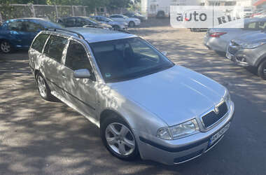 Универсал Skoda Octavia 2004 в Киеве