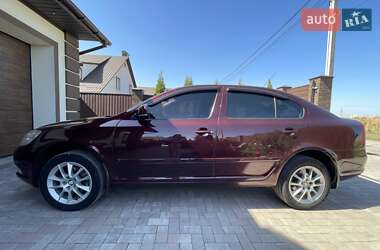 Лифтбек Skoda Octavia 2009 в 