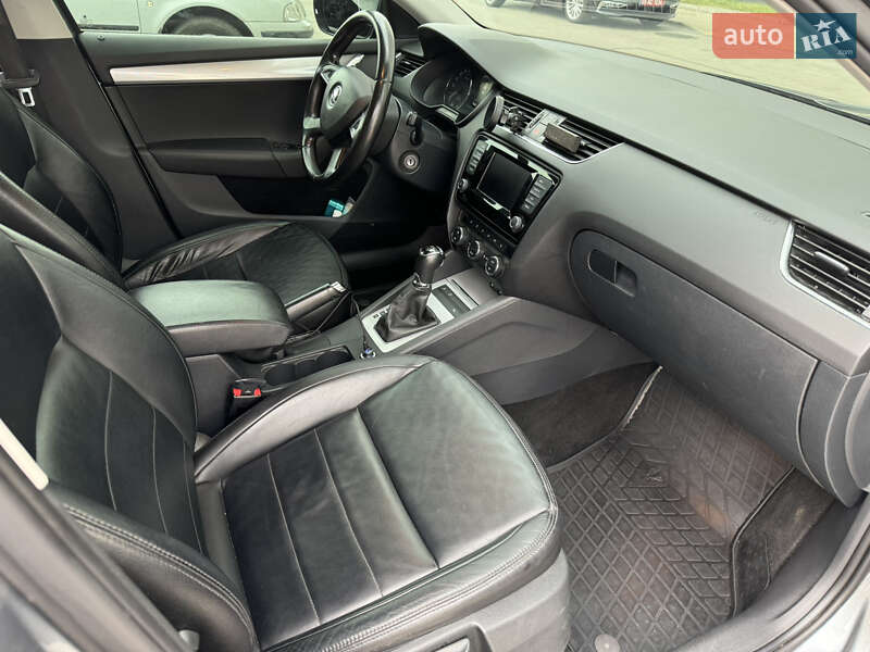 Лифтбек Skoda Octavia 2013 в Луцке