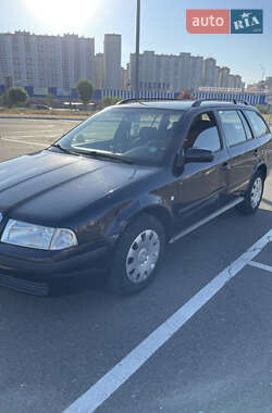 Универсал Skoda Octavia 2005 в Киеве