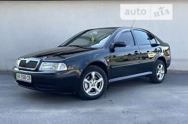 Лифтбек Skoda Octavia 2006 в Киеве