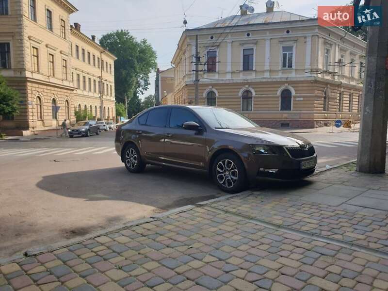 Лифтбек Skoda Octavia 2019 в Рахове
