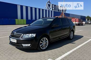 Универсал Skoda Octavia 2015 в Дубно