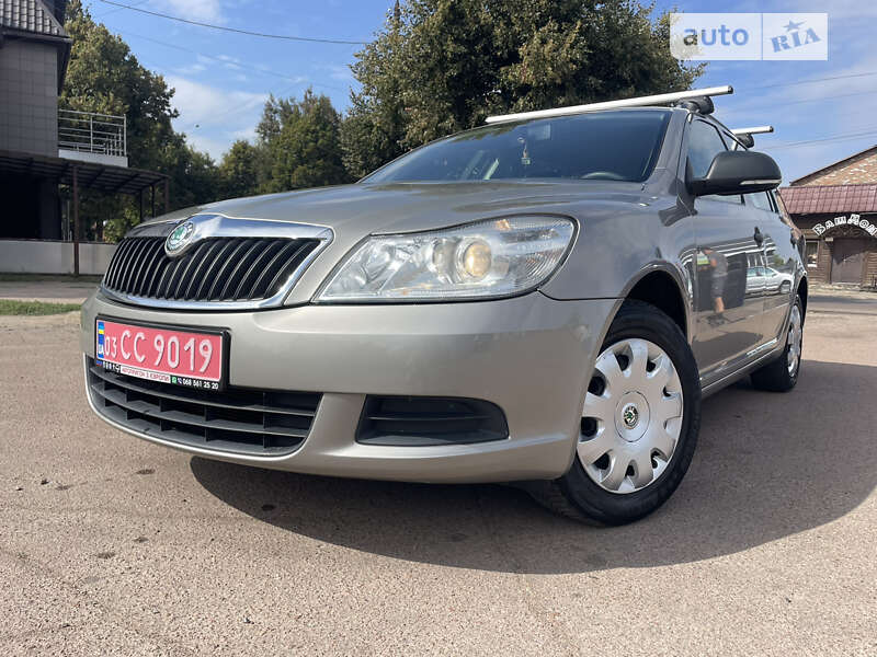 Універсал Skoda Octavia 2011 в Бахмачі