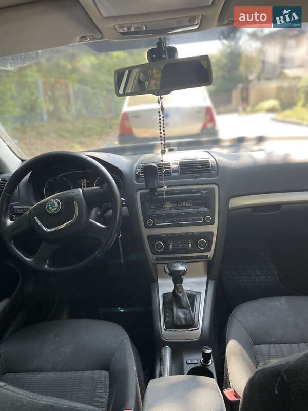 Универсал Skoda Octavia 2010 в Львове