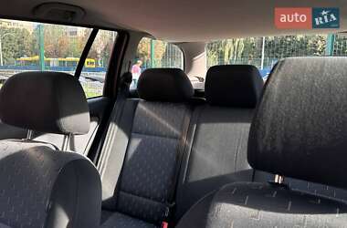Универсал Skoda Octavia 2002 в 