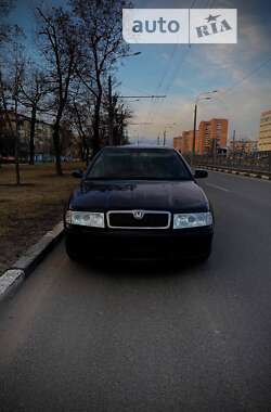 Ліфтбек Skoda Octavia 2001 в Харкові