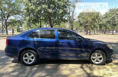 Лифтбек Skoda Octavia 2009 в 