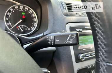 Лифтбек Skoda Octavia 2009 в 