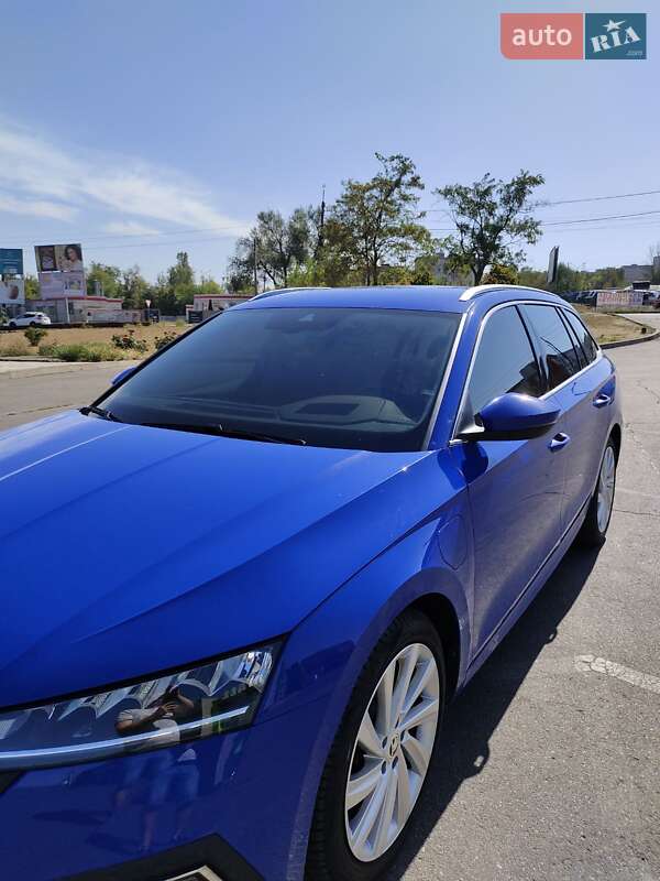 Универсал Skoda Octavia 2021 в Кривом Роге