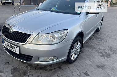 Универсал Skoda Octavia 2012 в Львове