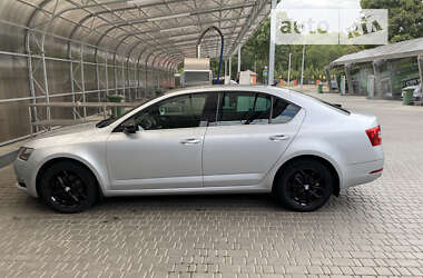 Лифтбек Skoda Octavia 2019 в 