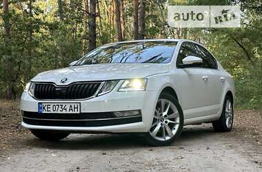 Лифтбек Skoda Octavia 2017 в Днепре