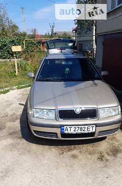 Універсал Skoda Octavia 2004 в Івано-Франківську