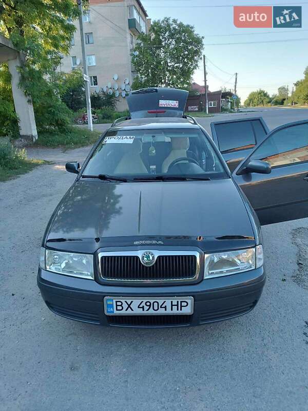 Универсал Skoda Octavia 2006 в Городке