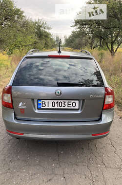 Универсал Skoda Octavia 2012 в Гадяче