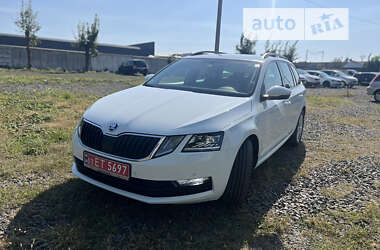 Универсал Skoda Octavia 2018 в Луцке