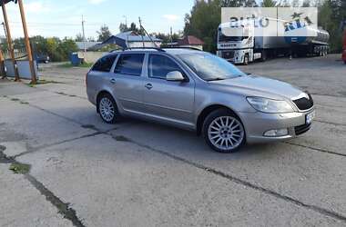 Універсал Skoda Octavia 2011 в Надвірній