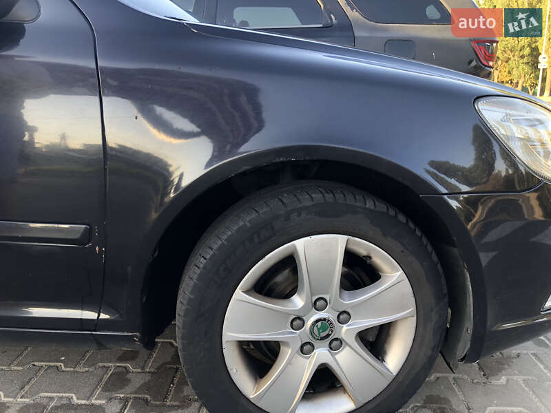 Лифтбек Skoda Octavia 2010 в Киеве