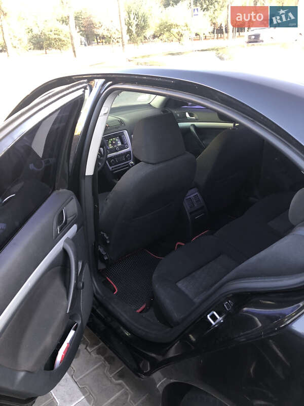 Лифтбек Skoda Octavia 2010 в Киеве