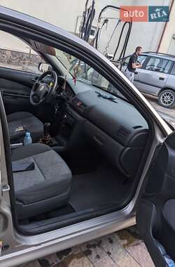 Лифтбек Skoda Octavia 2008 в 