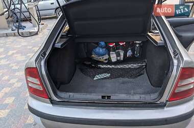 Лифтбек Skoda Octavia 2008 в 